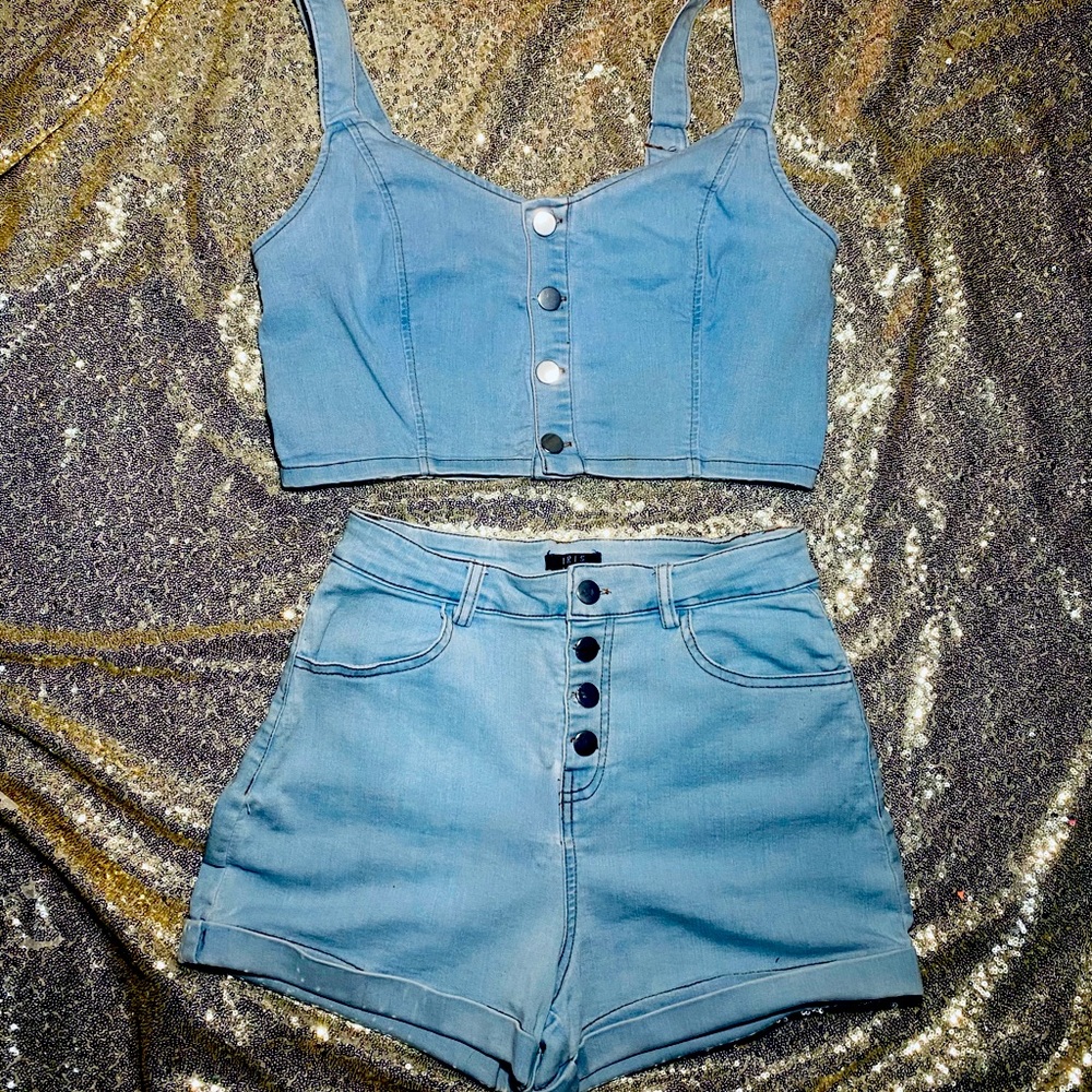 Matching set 🤍✨✨